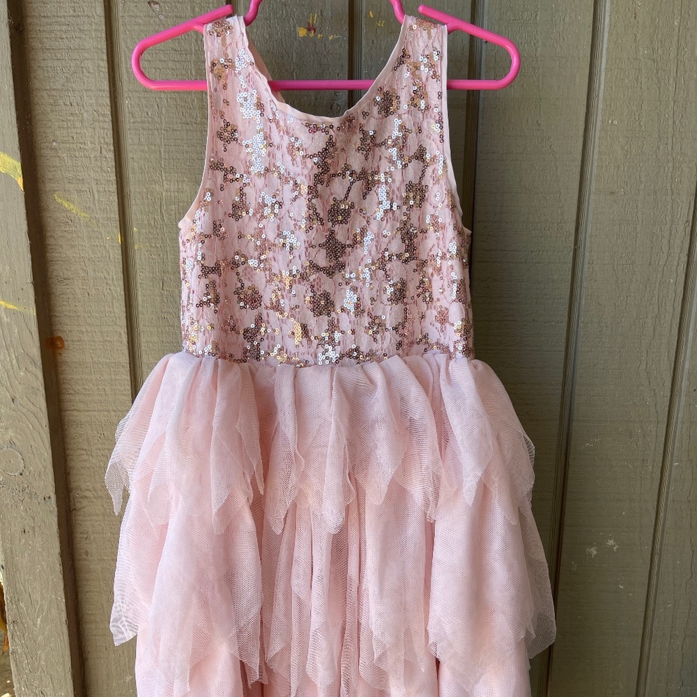 Girls dress size 6/7